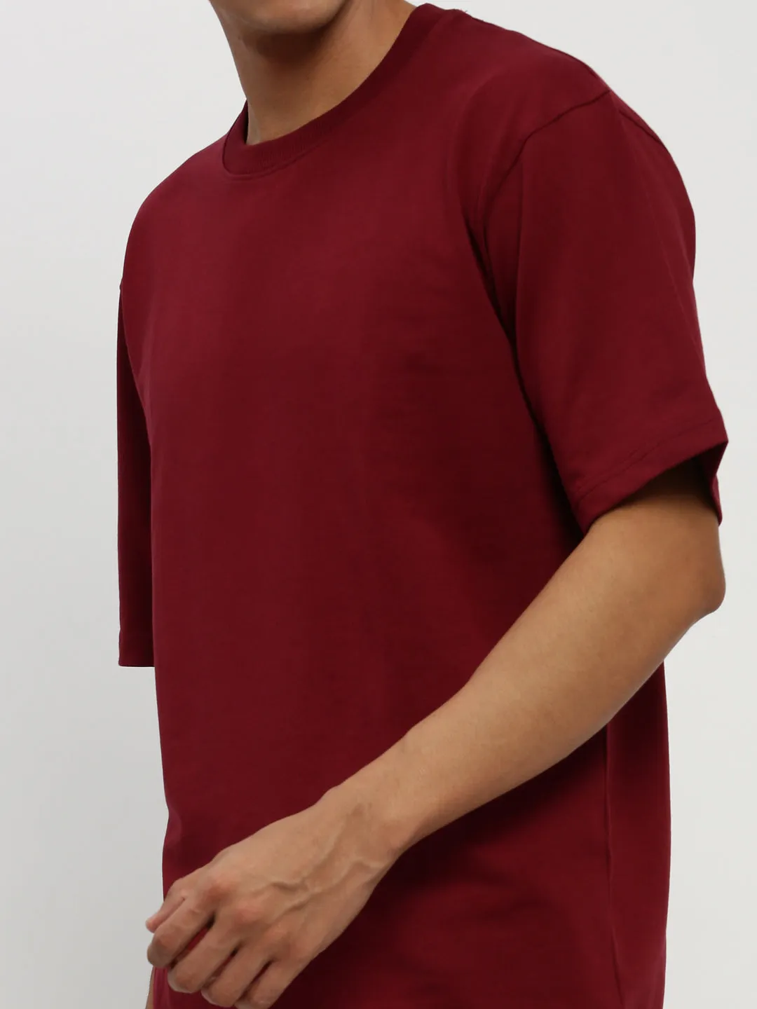 Men Maroon Round Neck T-Shirt & Shorts Co ords Set