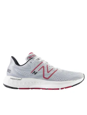 Men's Fresh Foam 880V13 Shoes In Aluminum Grey/crimson
