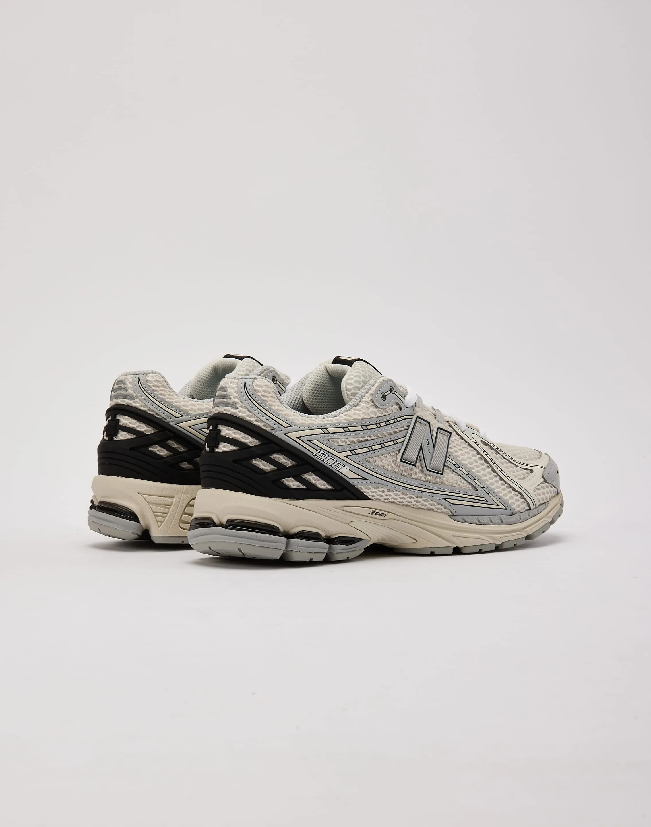 New Balance 1906R