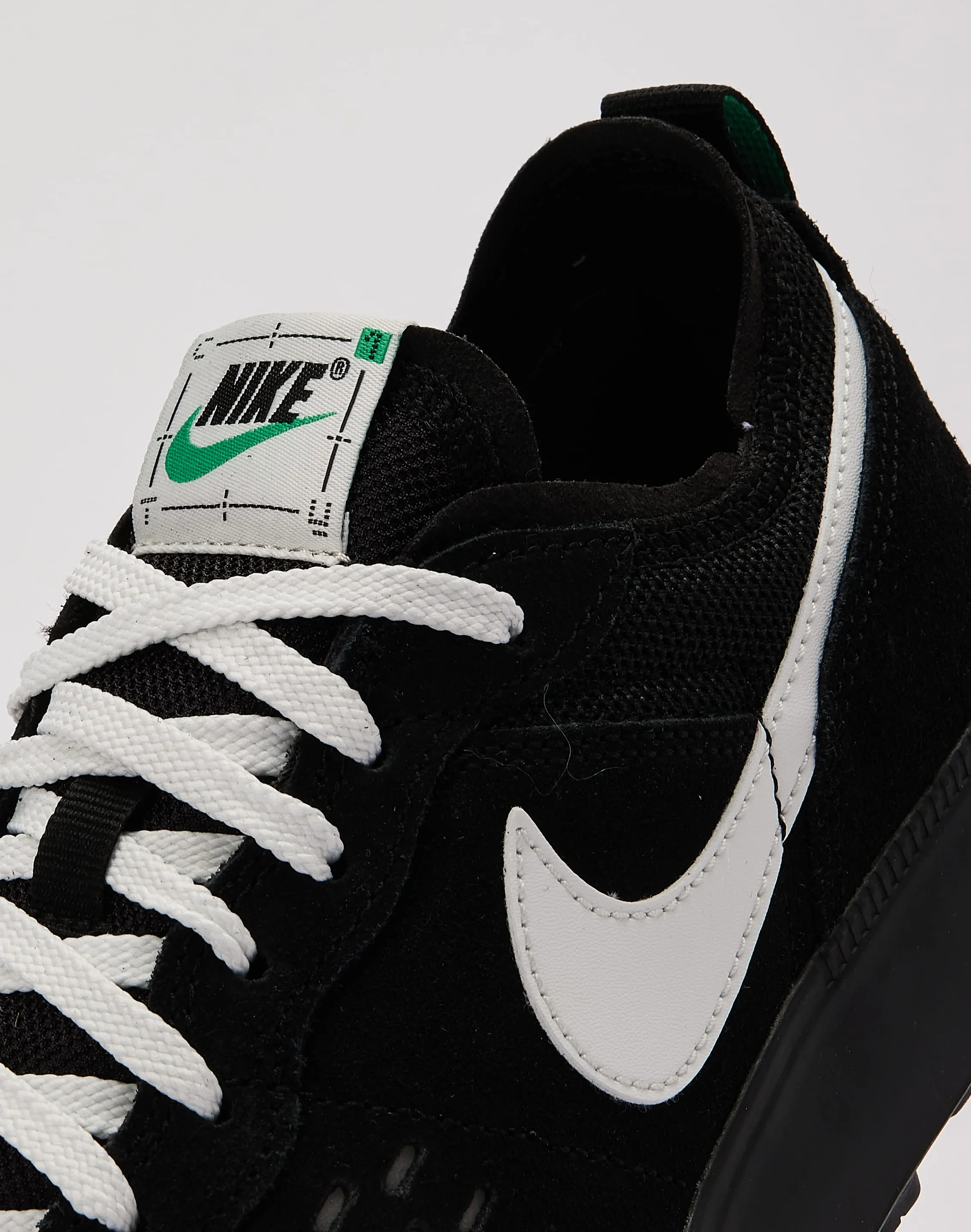 Nike C1TY