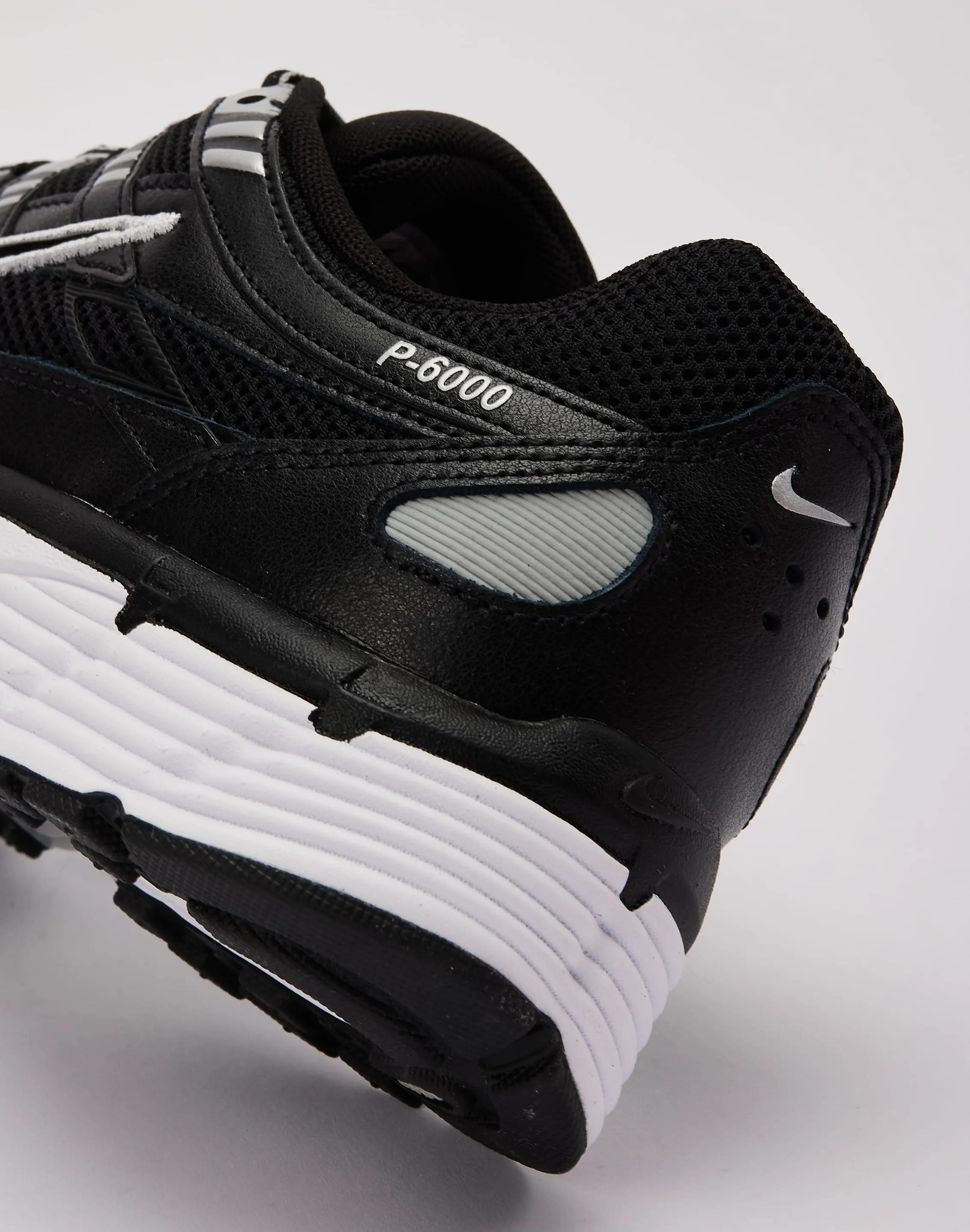 Nike P-6000