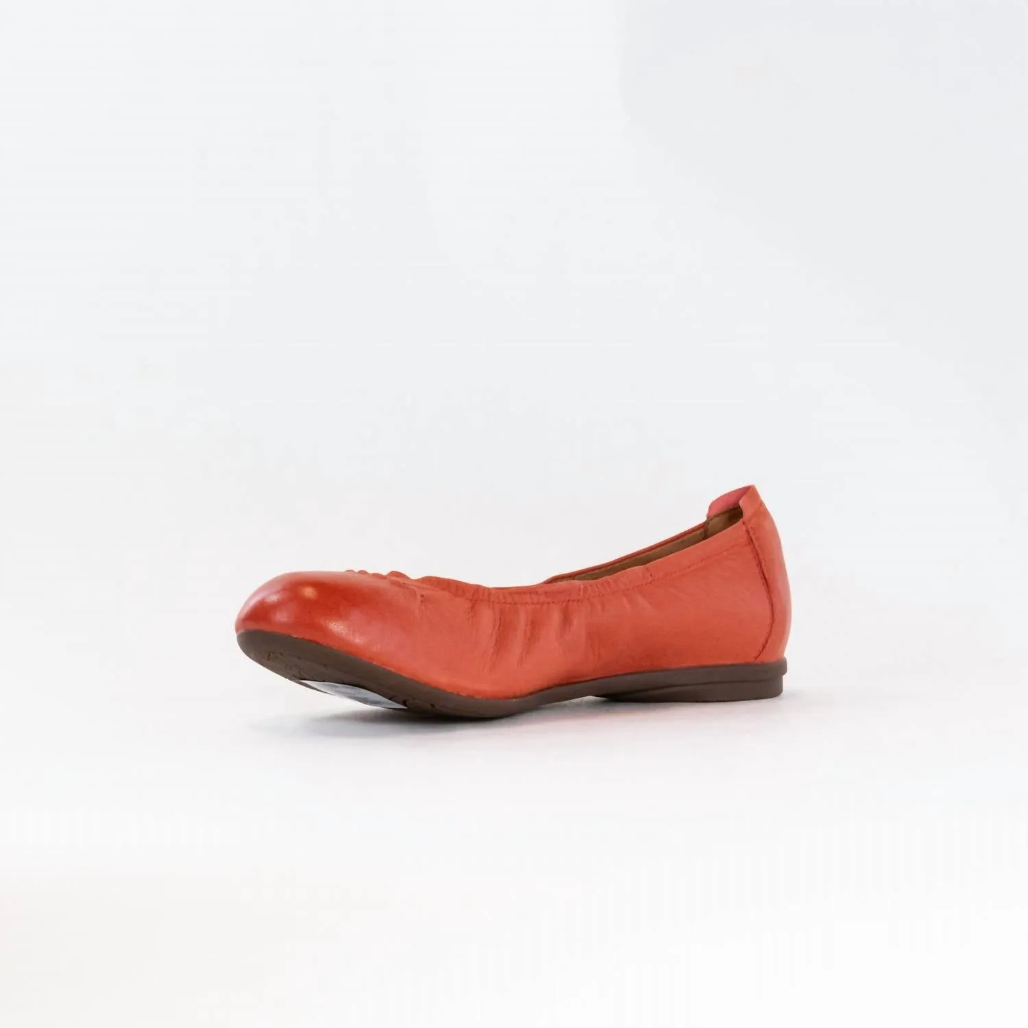 Rena Hop In Grenadine Leather