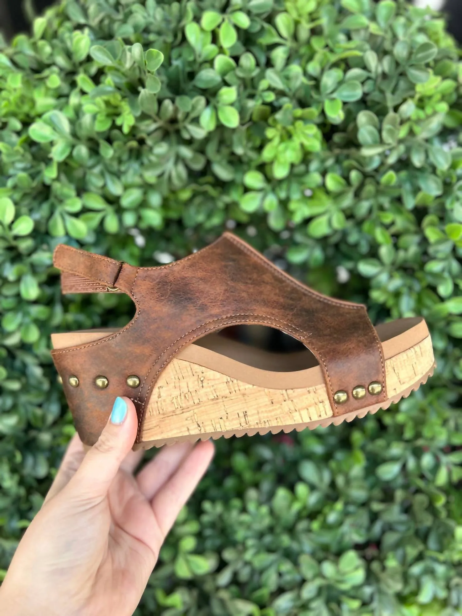 Women's Carley Wedge Sandal In Washed Cognac