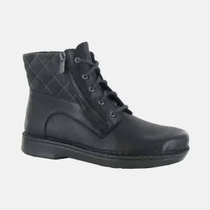 Women's Castera Bootie In Soft Black/oily Midnight/foggy Gray