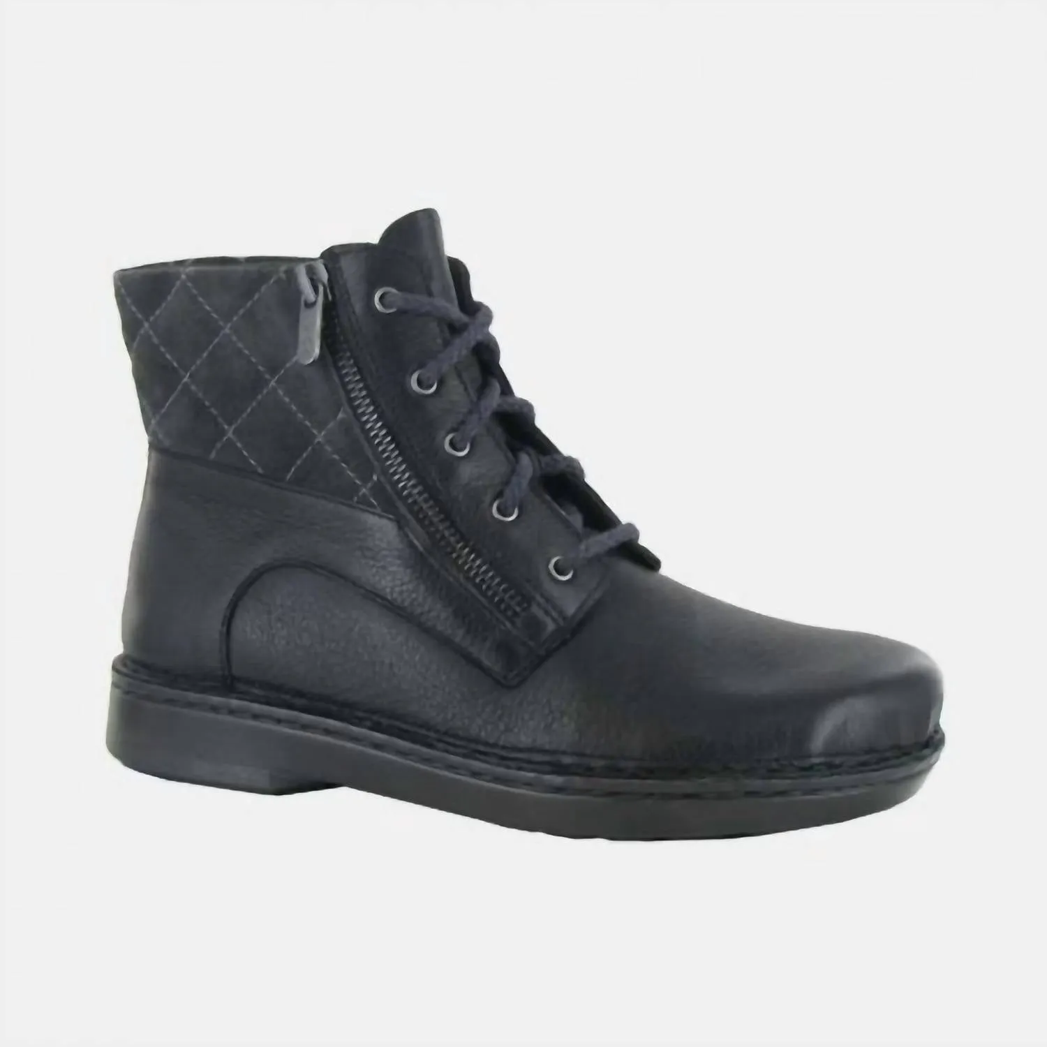 Women's Castera Bootie In Soft Black/oily Midnight/foggy Gray