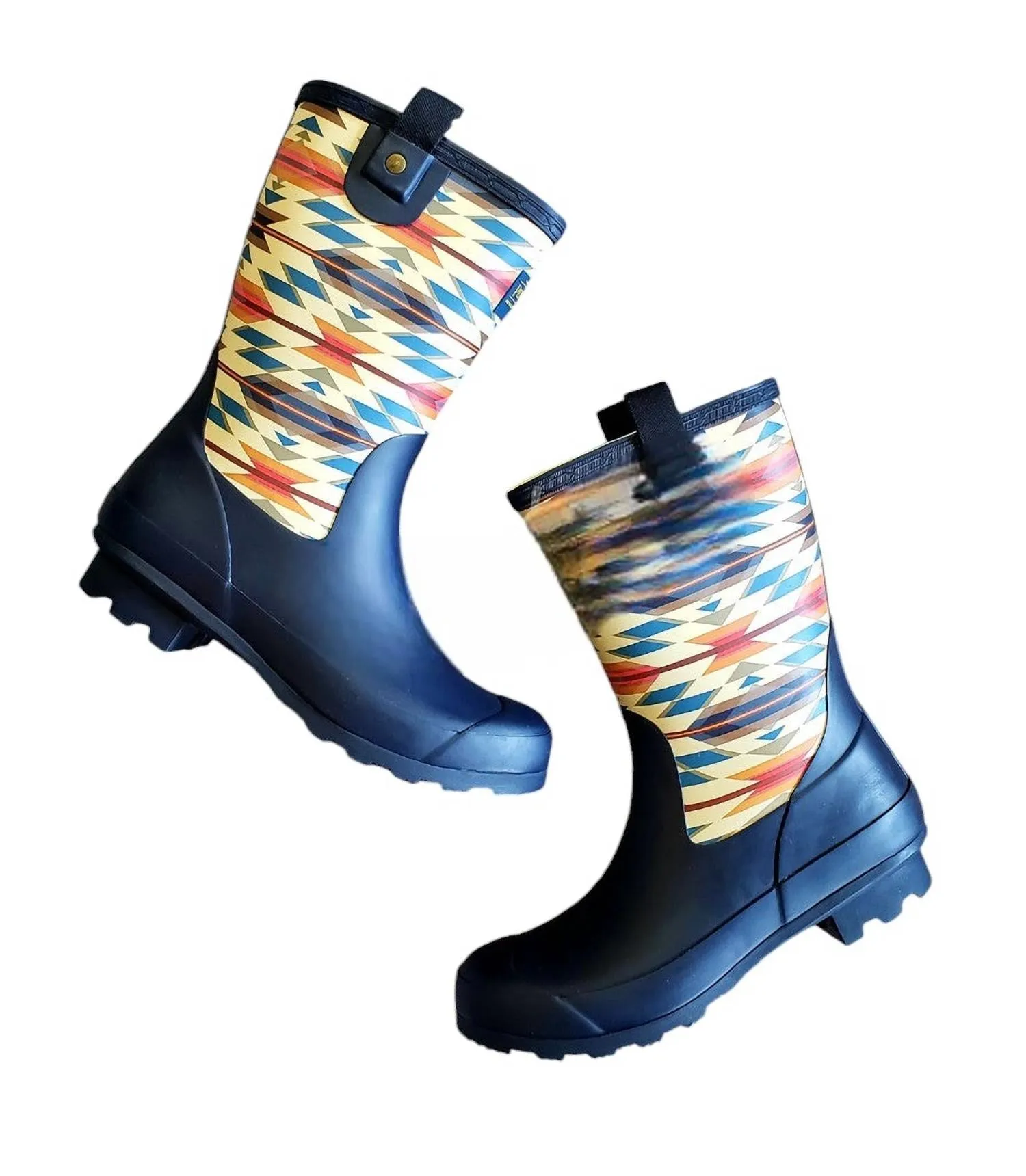 Women's Classic Wyeth Trail Mid Boot In Navy