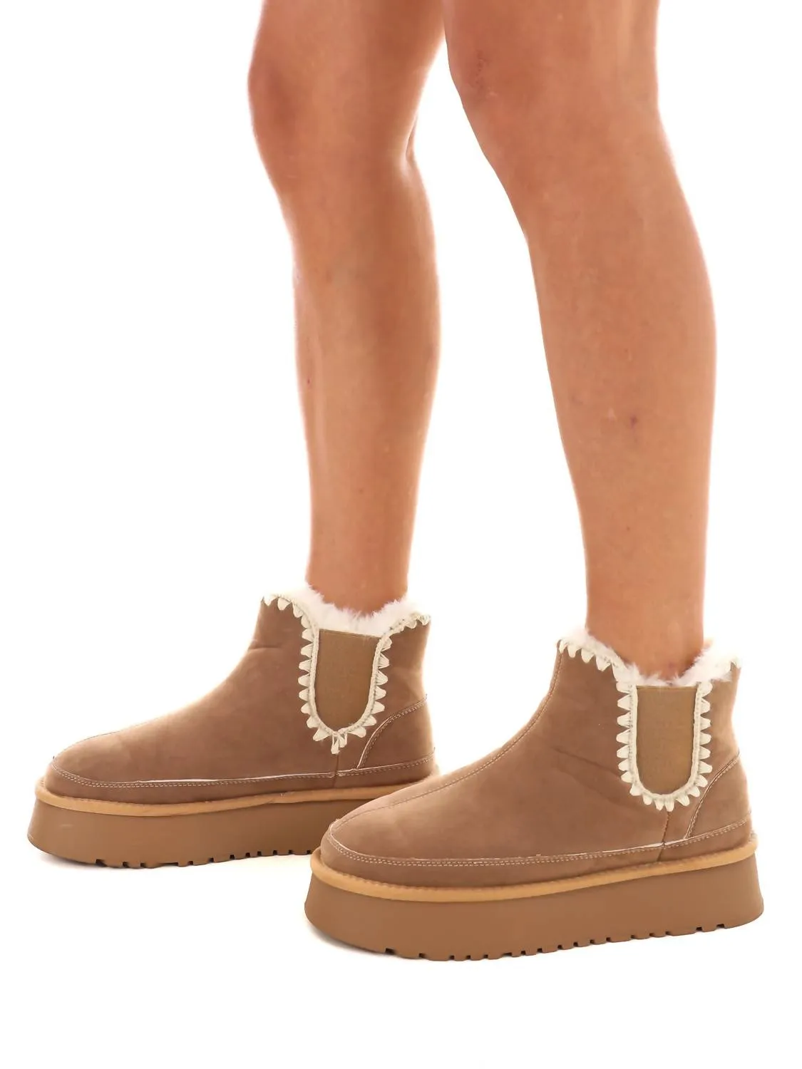 Women's Crochet Platform Boot In Camel