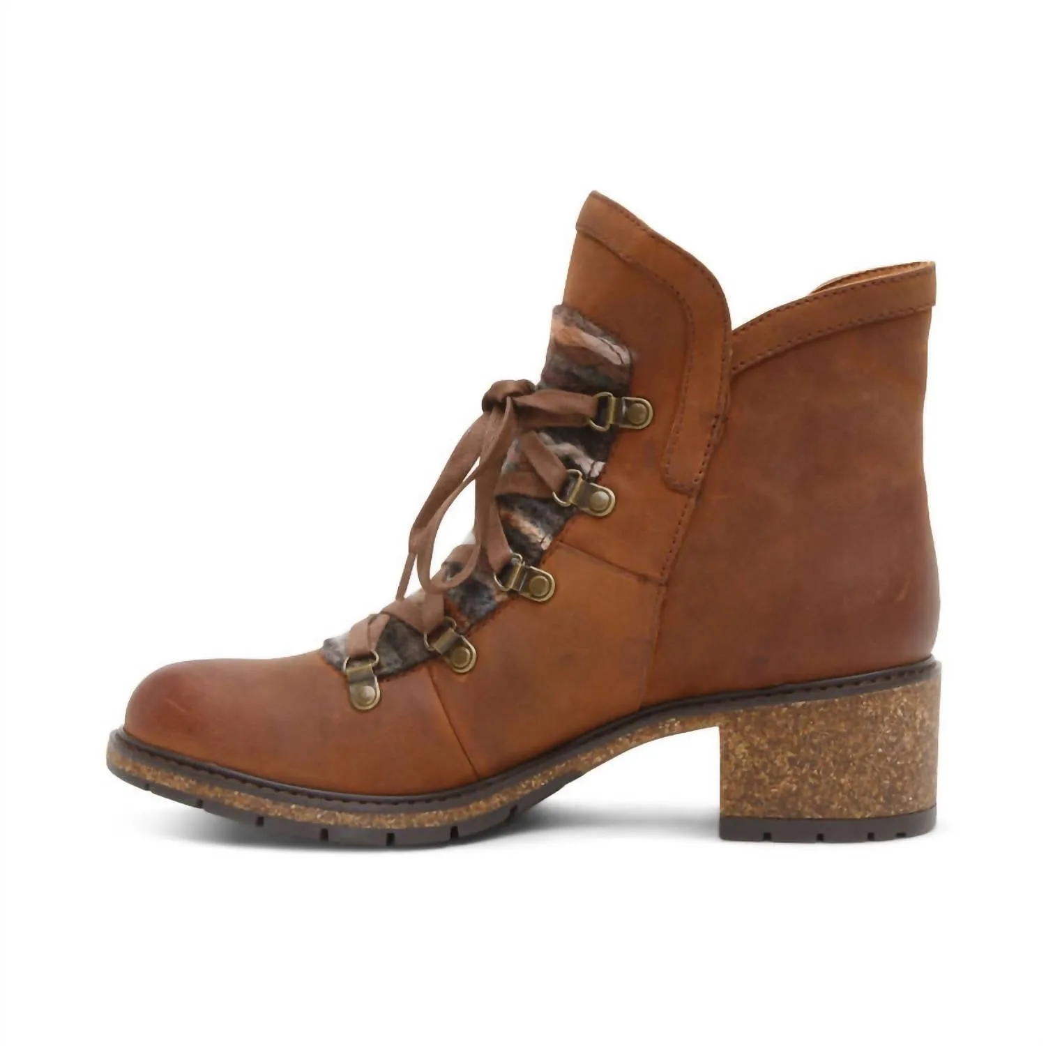 Women's Joleen Arch Support Boot In Caramel Cafe