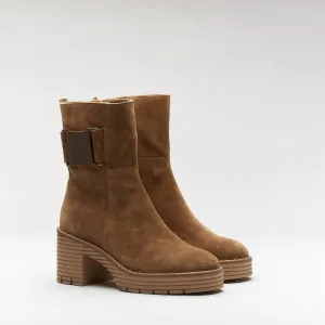 Women's Montez Boots In Cuoio