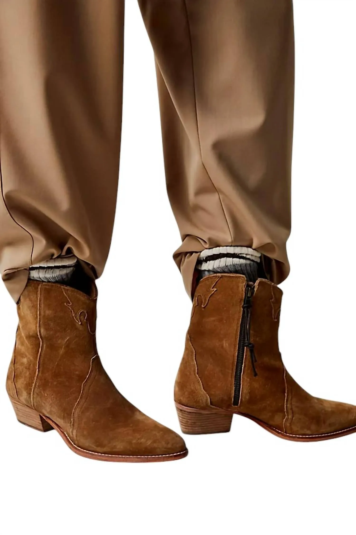 Women's New Frontier Western Boot In Dusty Camel