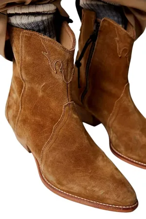 Women's New Frontier Western Boot In Dusty Camel