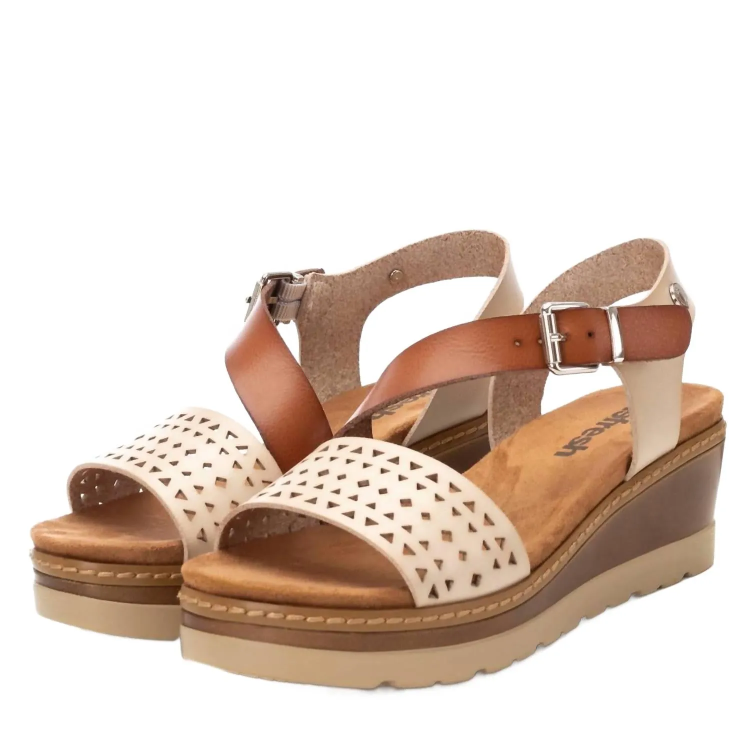 Women's Refresh Wedge Sandals In Ice Beige