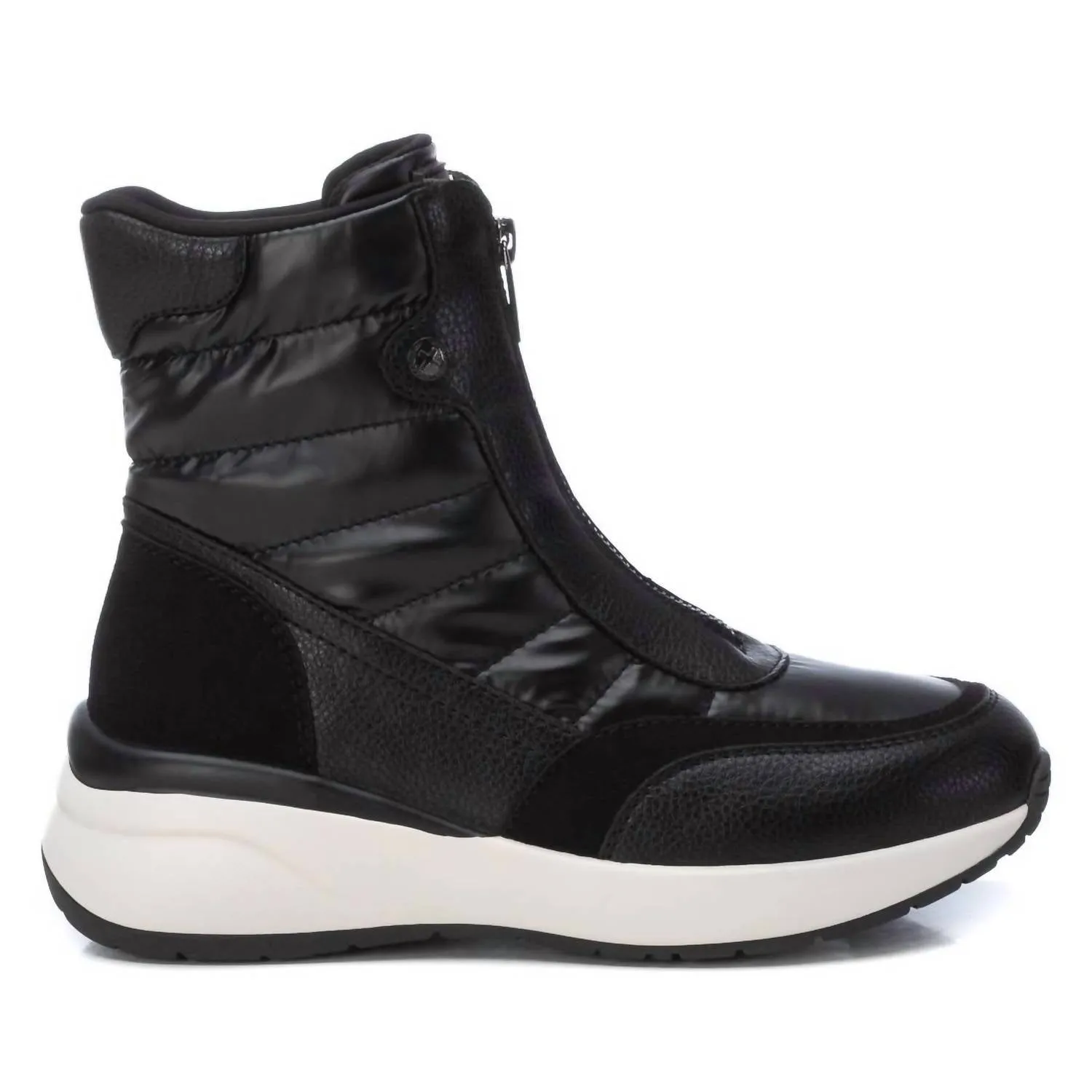 Women's Sporty Ankle Boots In Black