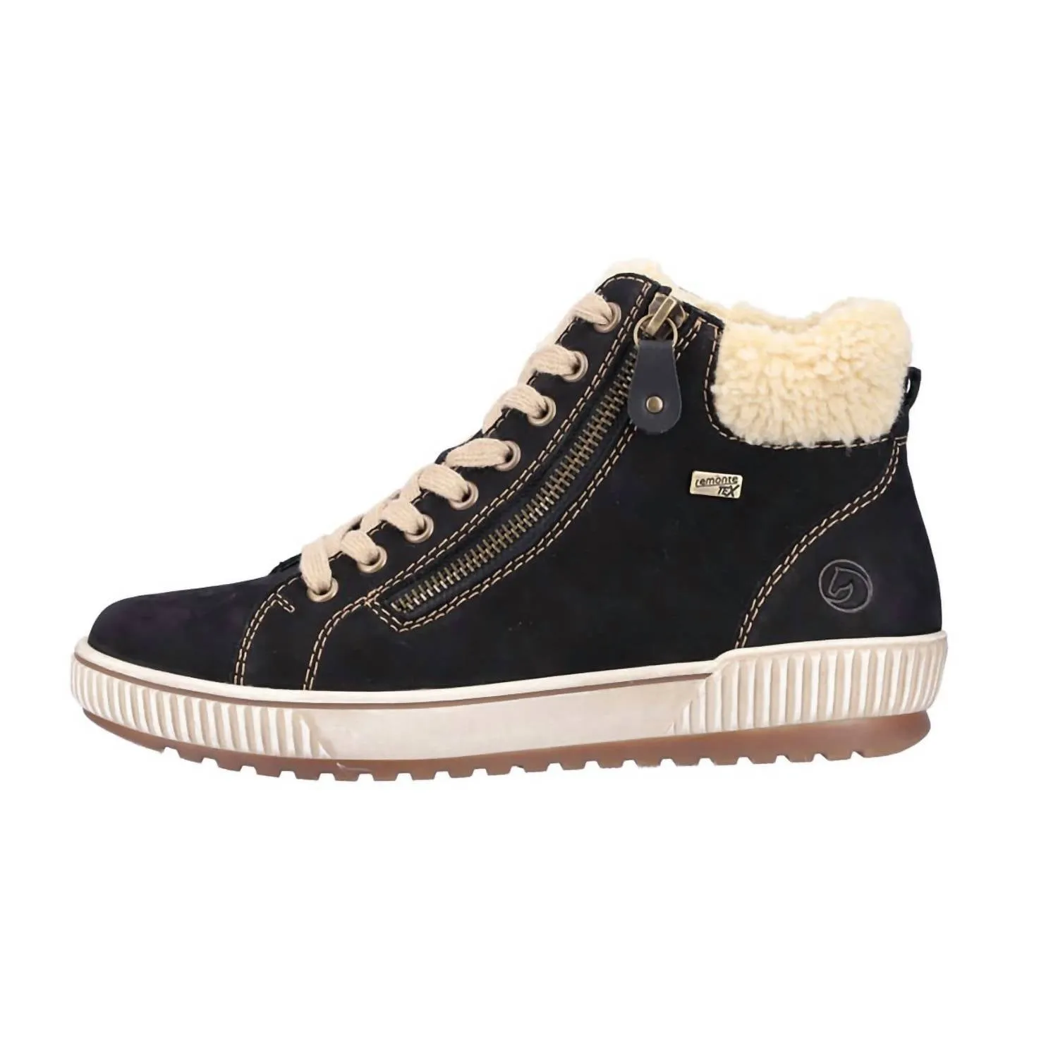 Women's Water Resistant Ankle Boot In Black