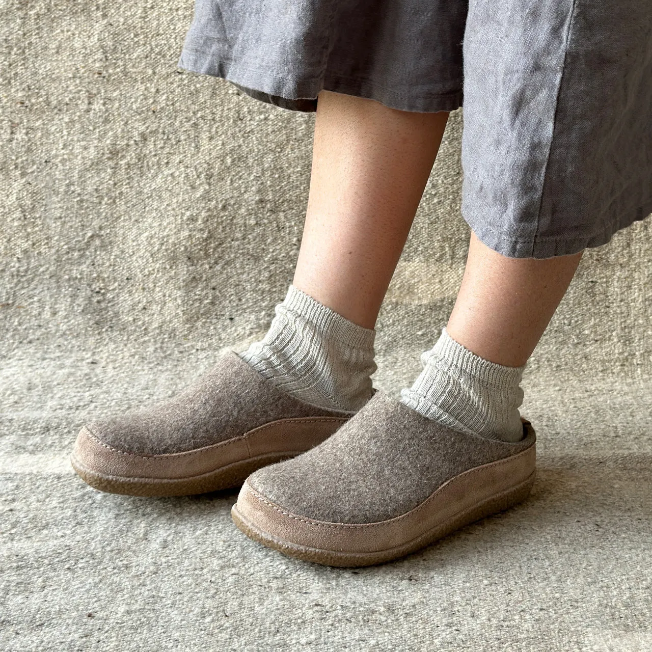 Wool Felt Slippers - Blizzard - Taupe (Adults 36-46) *Pre-order